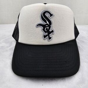 Chicago White Sox Logo Black/White Mesh Trucker Snapback Hat